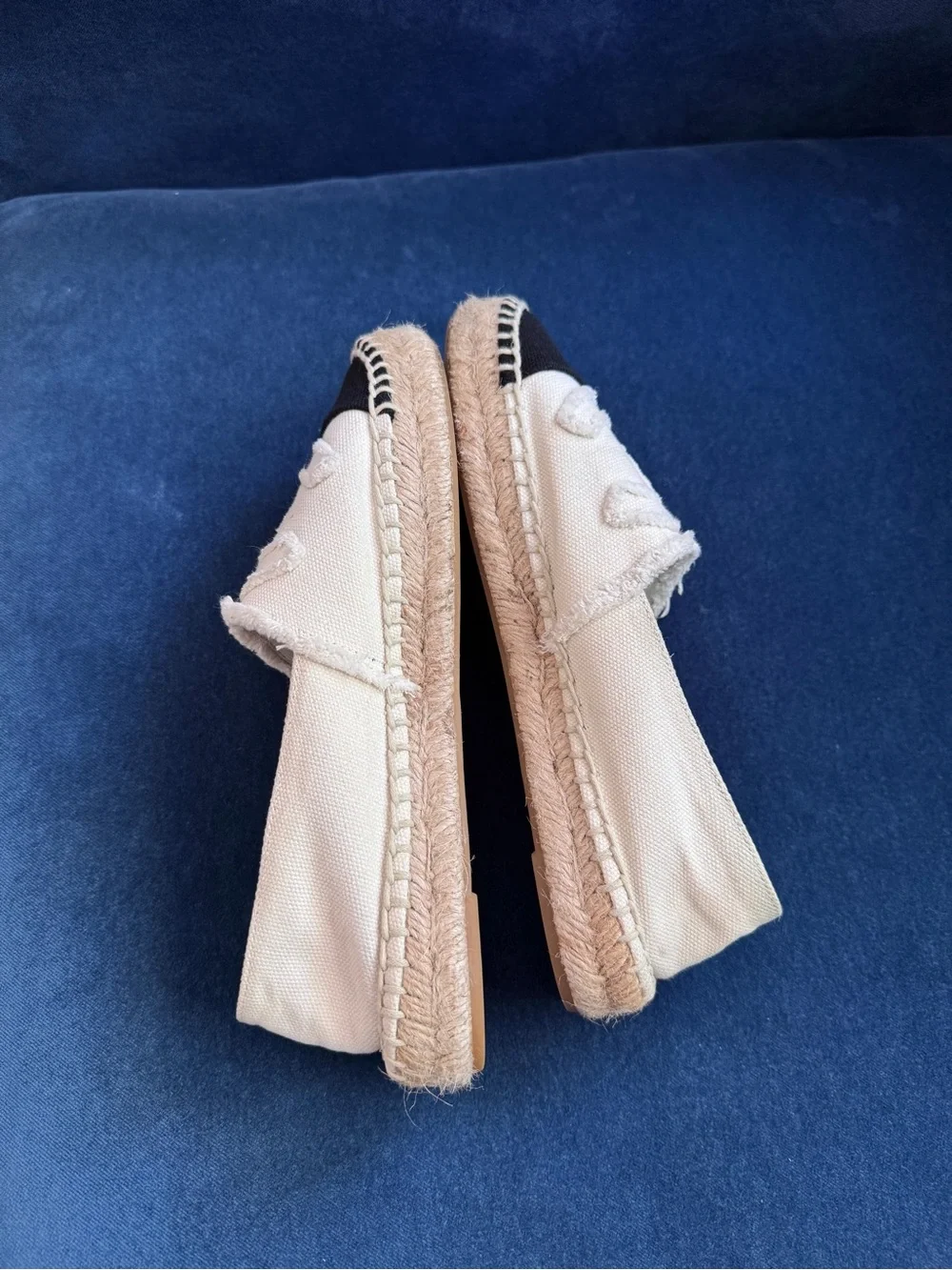 CHANEL Canvas Espadrilles Cream /Black CC Logo Size 37